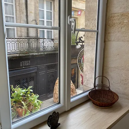 De Charme Au Coeur Du Centre Historique Apartamento Bordéus